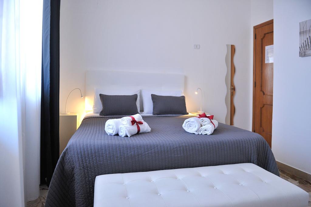 Lu Puzzu Luengu B&B Leverano Esterno foto