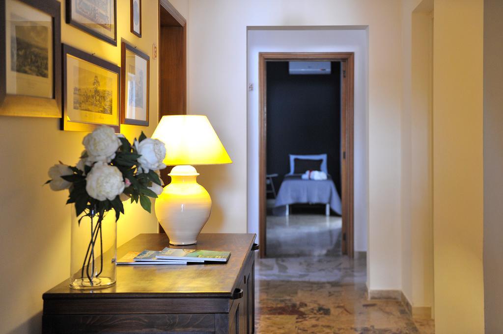 Lu Puzzu Luengu B&B Leverano Esterno foto